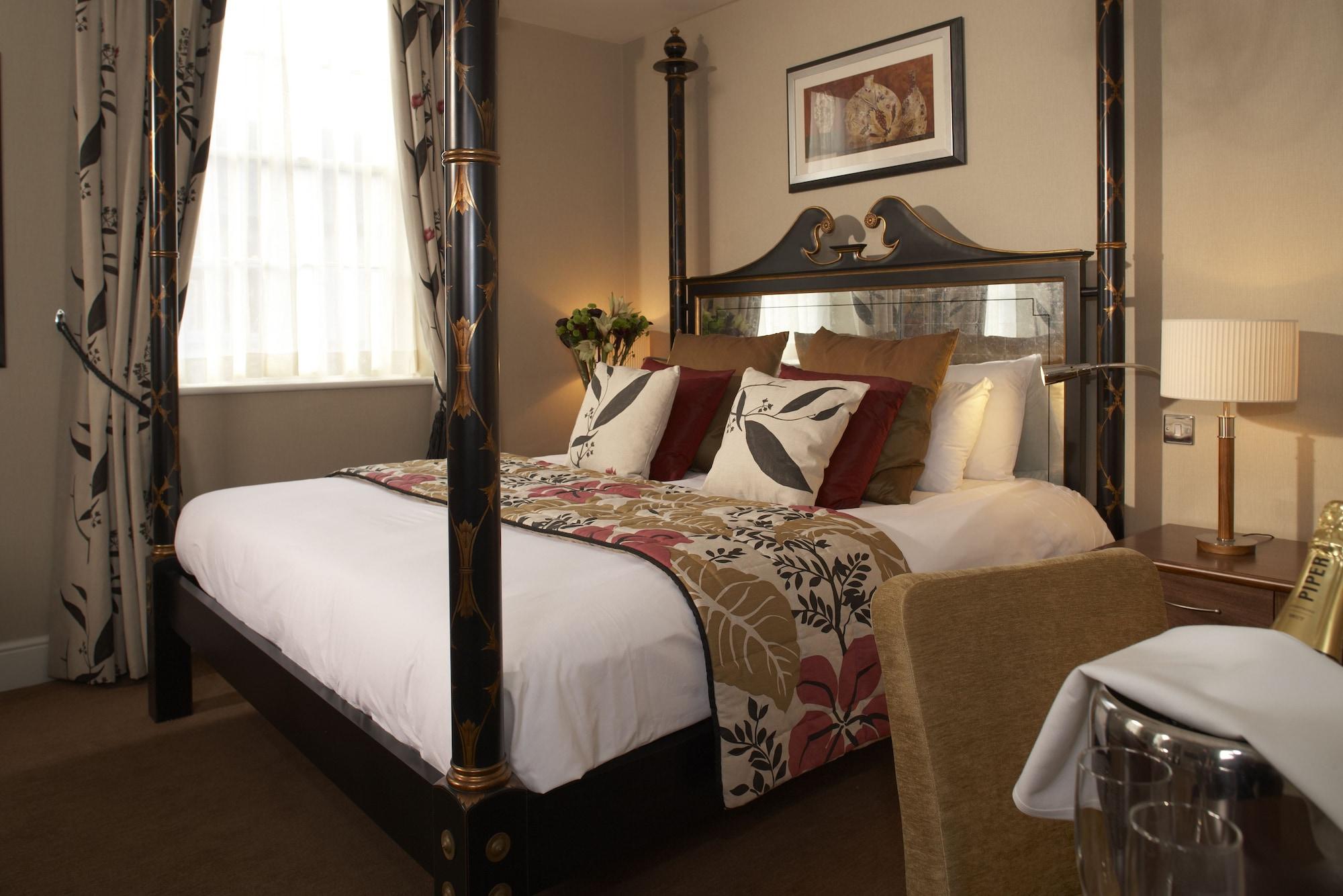 The Bull Hotel; Sure Hotel Collection By Best Western Питерборо Екстериор снимка