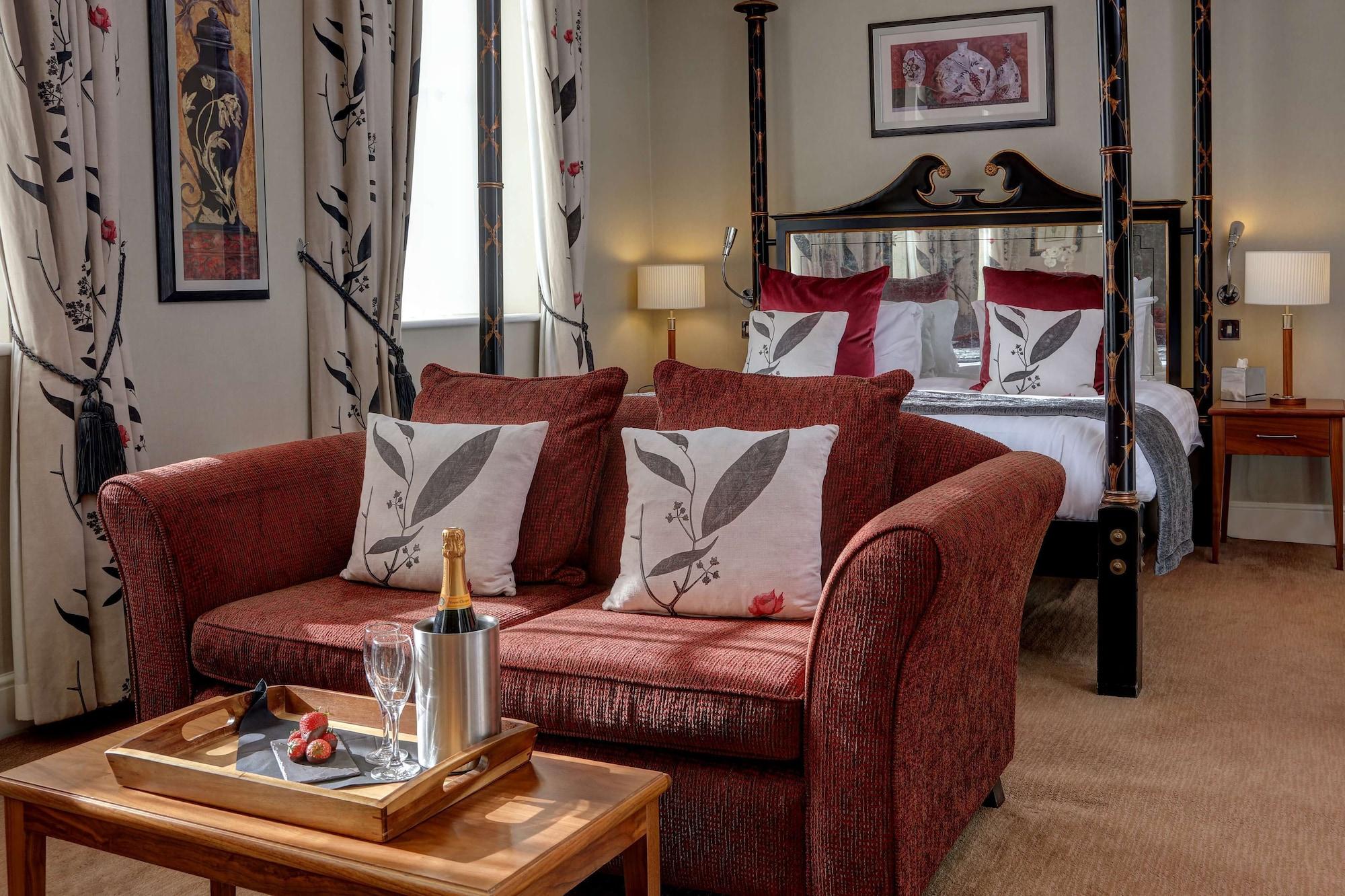 The Bull Hotel; Sure Hotel Collection By Best Western Питерборо Екстериор снимка