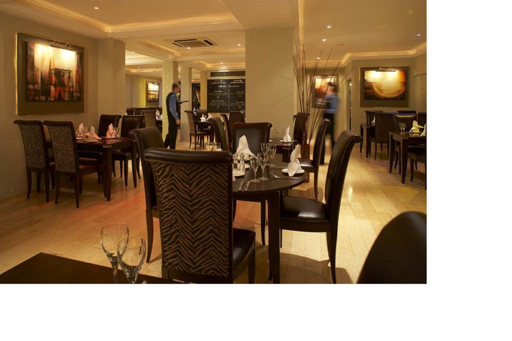The Bull Hotel; Sure Hotel Collection By Best Western Питерборо Екстериор снимка