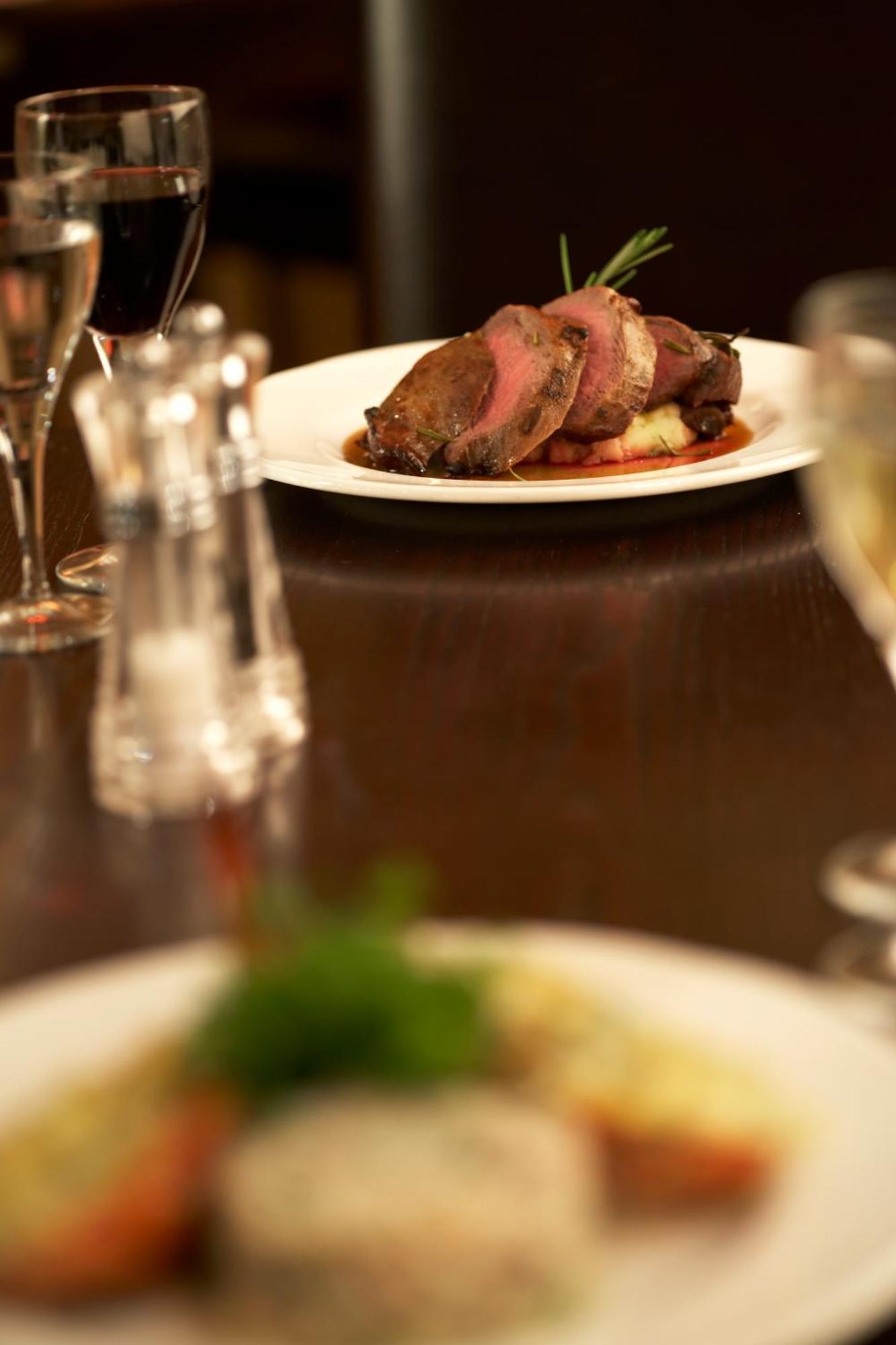 The Bull Hotel; Sure Hotel Collection By Best Western Питерборо Екстериор снимка