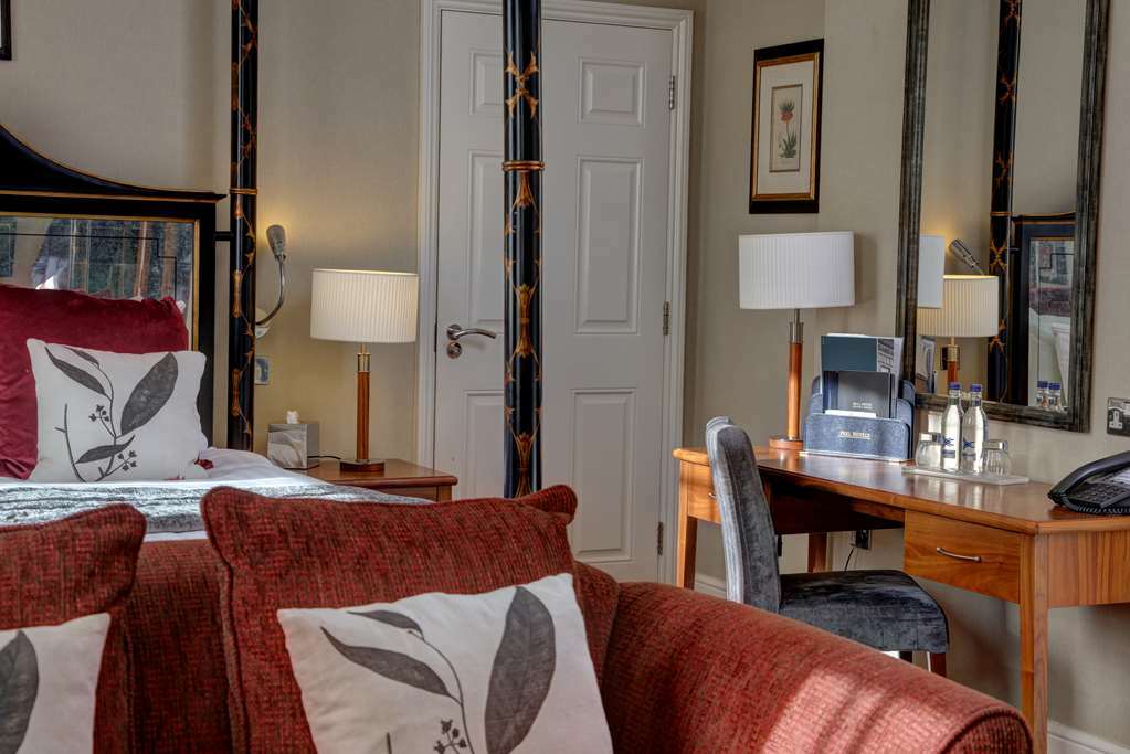 The Bull Hotel; Sure Hotel Collection By Best Western Питерборо Стая снимка