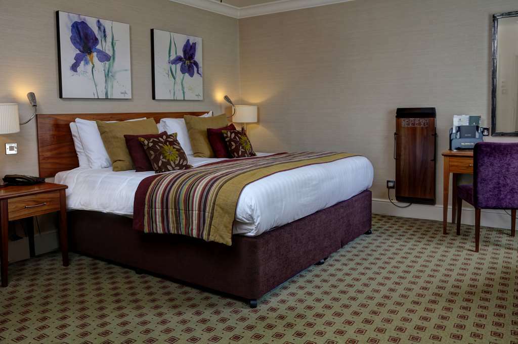 The Bull Hotel; Sure Hotel Collection By Best Western Питерборо Стая снимка